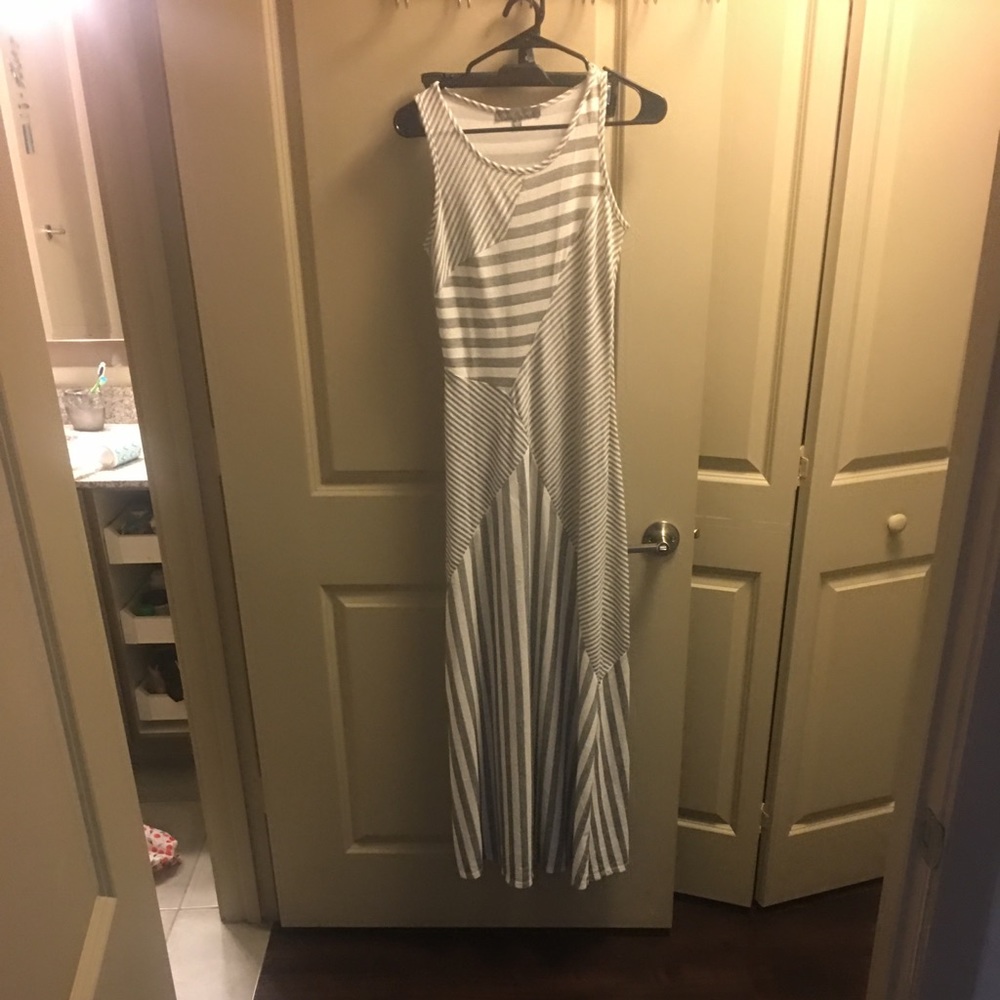 White and grey cotton maxi dress size small